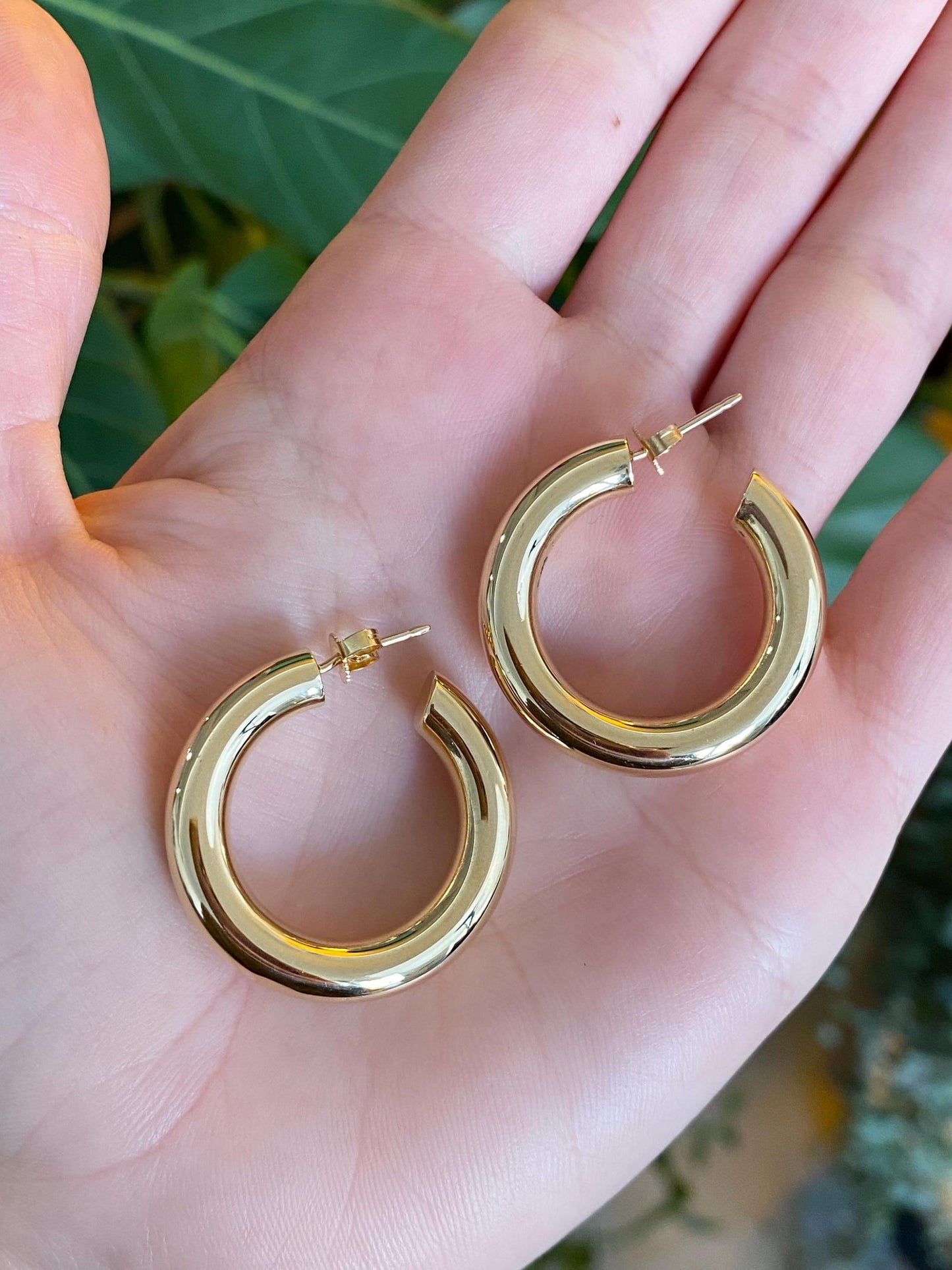 Vintage 14k Yellow Gold Chunky Hoop Earrings