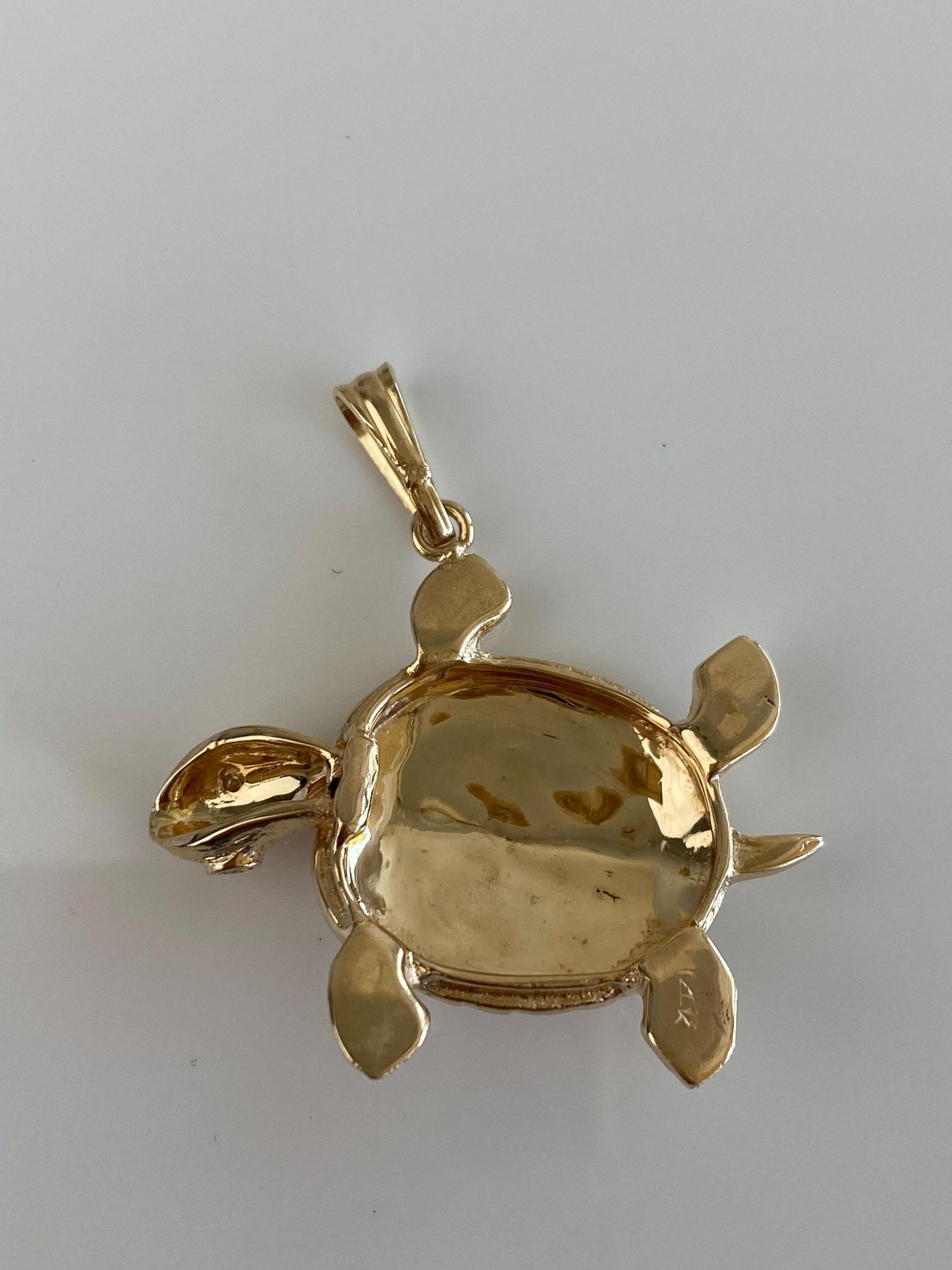 Vintage Solid 14k Yellow Gold Diamond Eyes Articulated Sea Turtle Charm