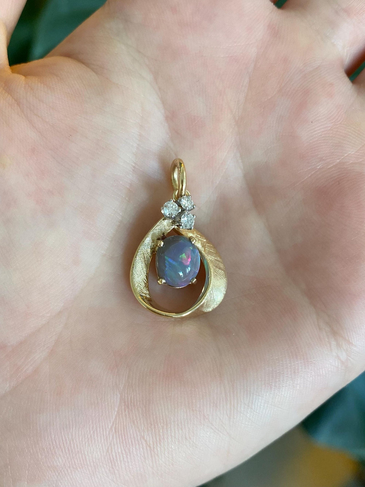 Vintage Solid 14k Yellow Gold Diamonds Opal Crosshatch Pattern Charm