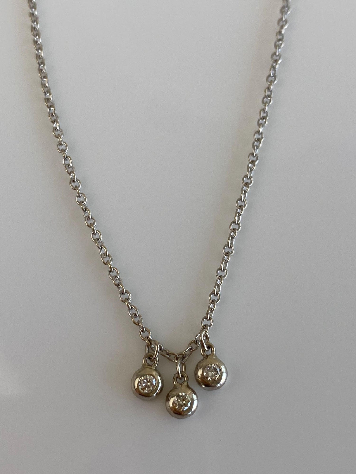 Vintage Solid 14k White Gold Diamond Droplets Cable Chain Necklace - 18.25 inches