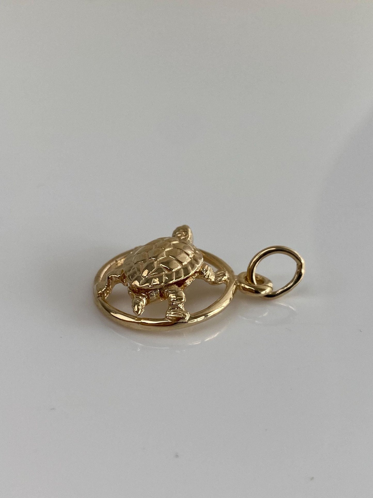 Vintage 14k Yellow Gold Turtle Charm