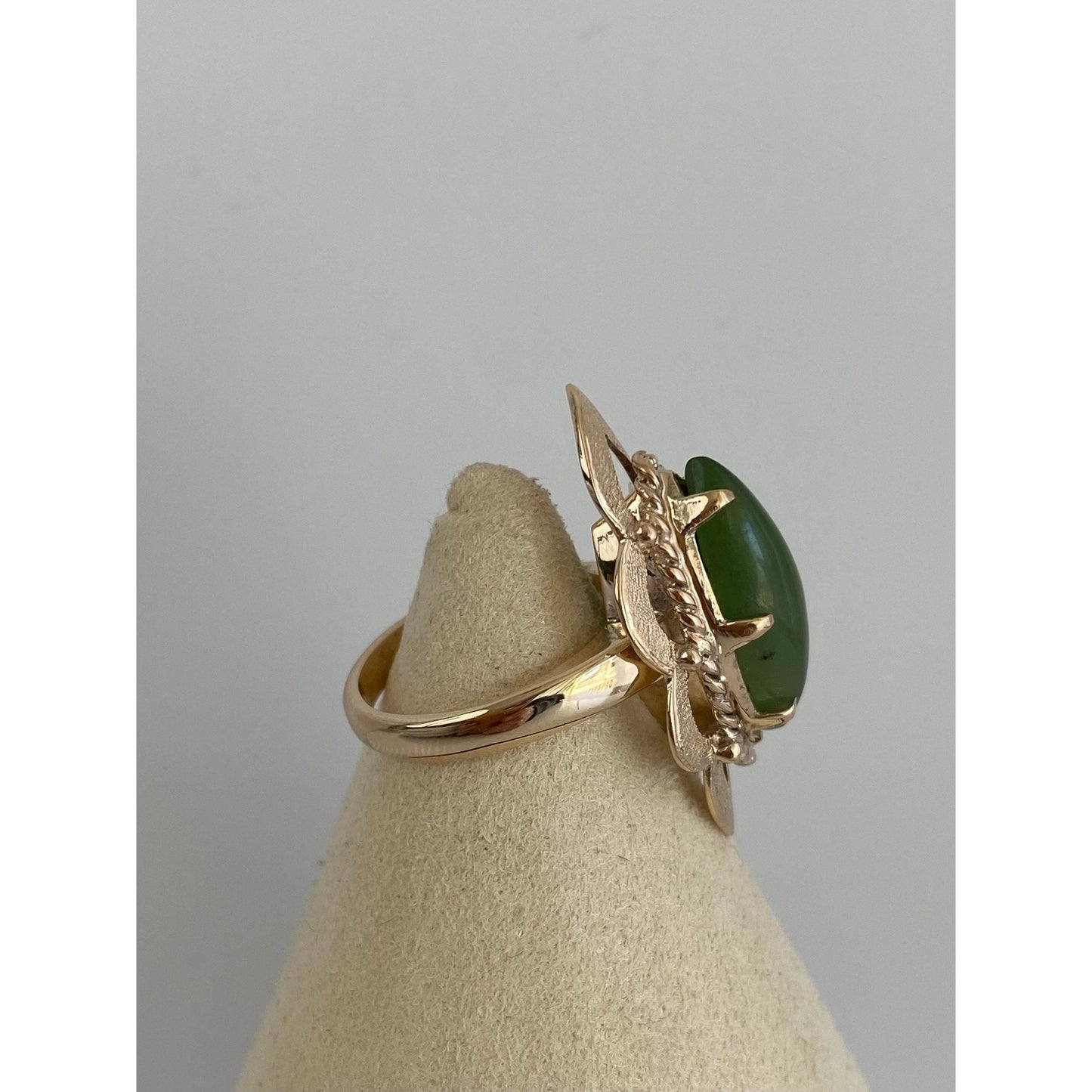 Solid 10k Yellow Gold Nephrite Ring - Size 6.5