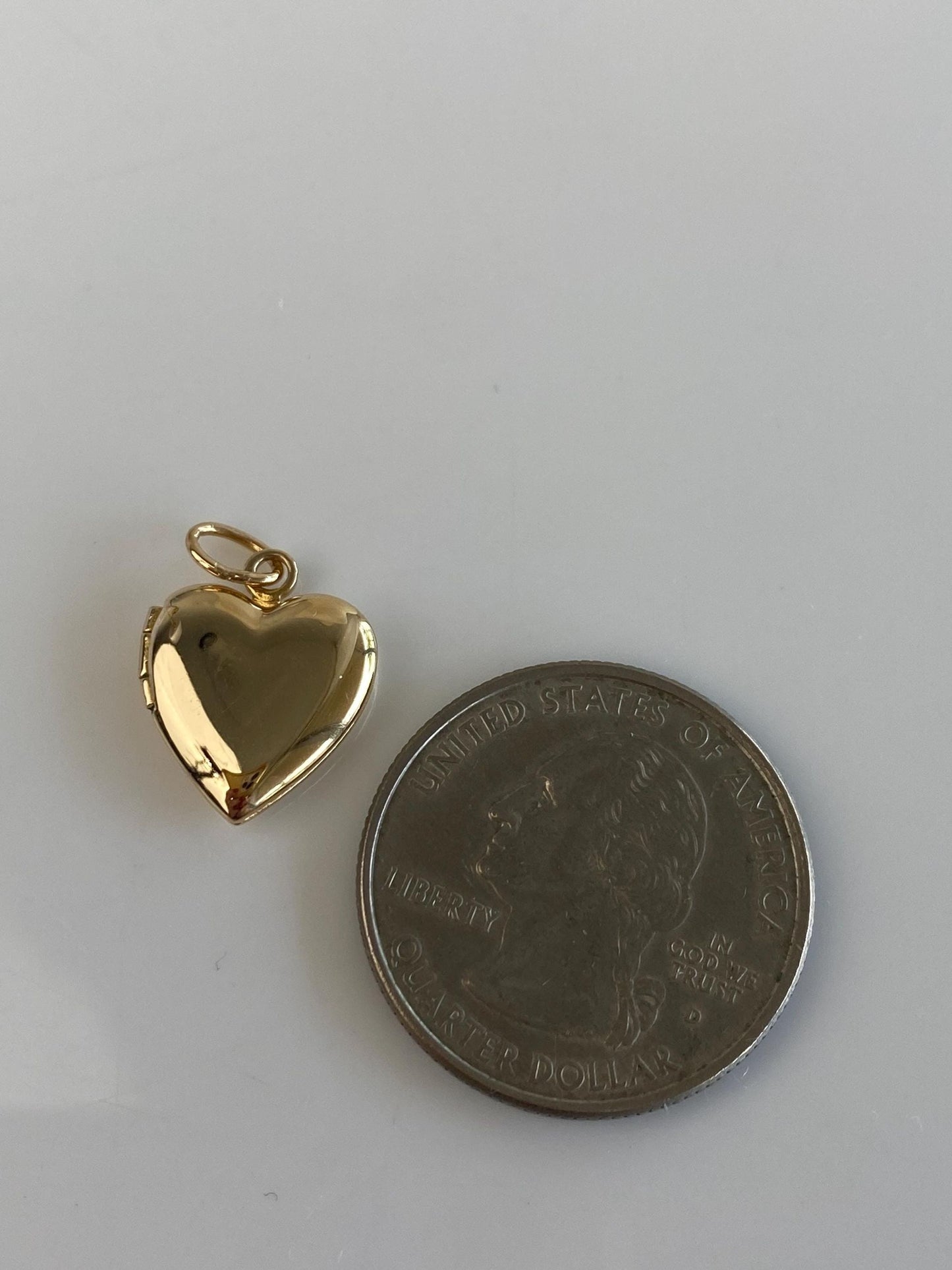 Vintage Solid 14k Yellow Gold Heart Locket Charm