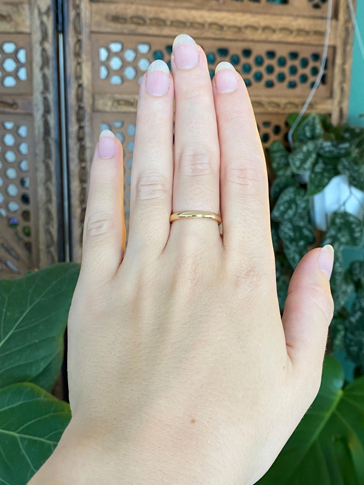Vintage Solid 18k Yellow Gold Ring Band - Size 6.75