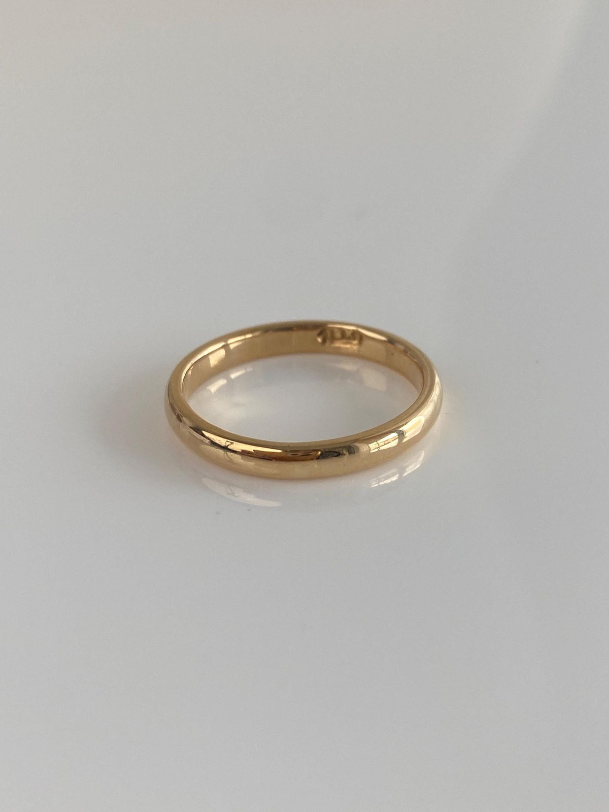 Vintage Solid 18k Yellow Gold Ring Band - Size 6.75