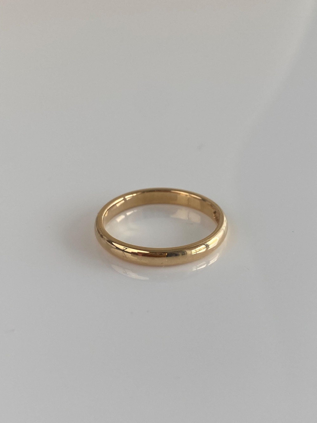 Vintage Solid 18k Yellow Gold Ring Band - Size 6.75