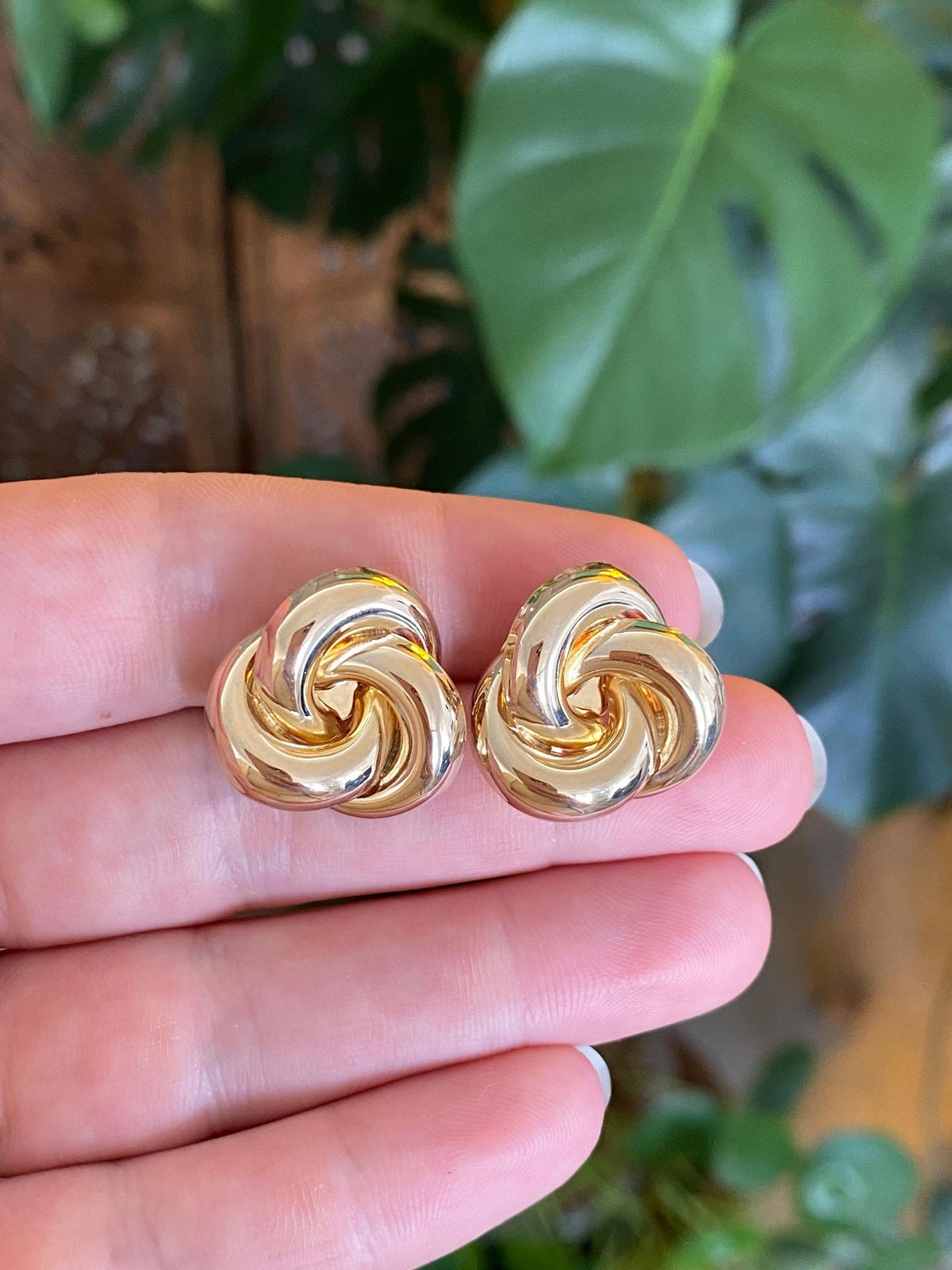 Vintage Solid 14k Yellow Gold Knot Drop Earrings