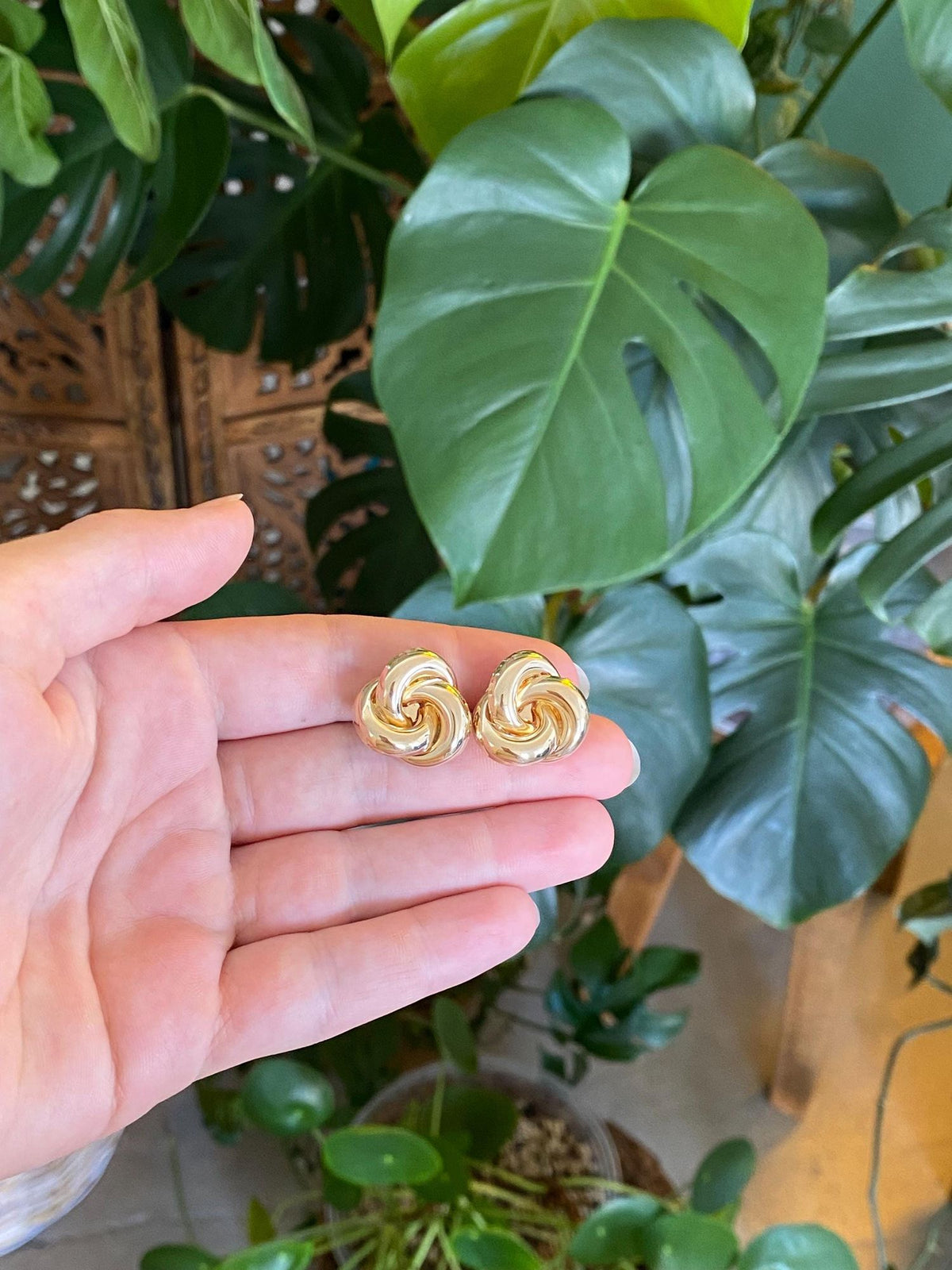 Vintage Solid 14k Yellow Gold Knot Drop Earrings