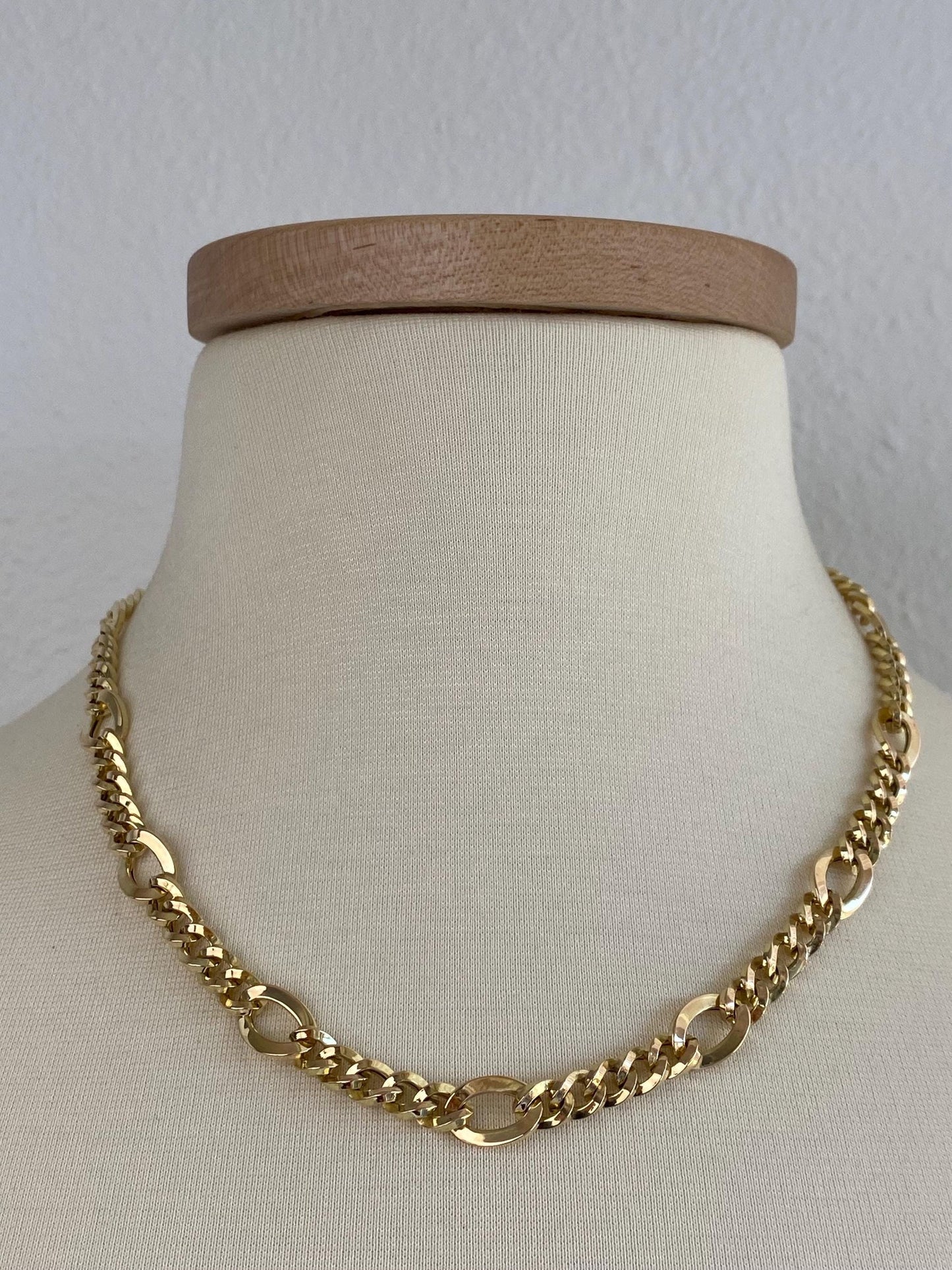 Vintage 14k Yellow Gold Chunky Figaro Style Chain Necklace - 19.25 inches