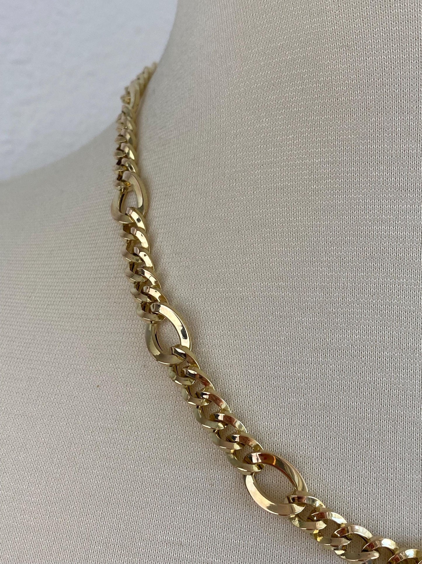 Vintage 14k Yellow Gold Chunky Figaro Style Chain Necklace - 19.25 inches