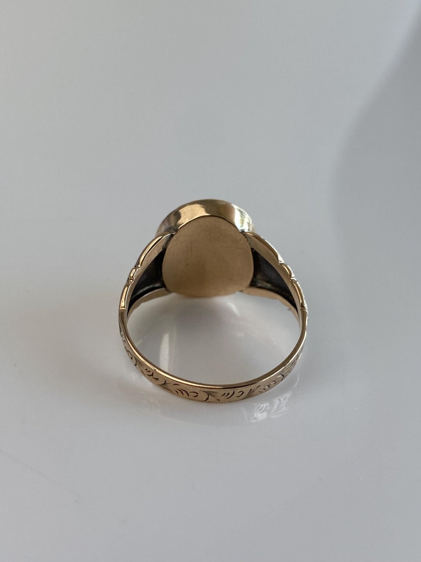 Vintage Solid 9k Rosey Gold Quartz Ring - Size 9.75
