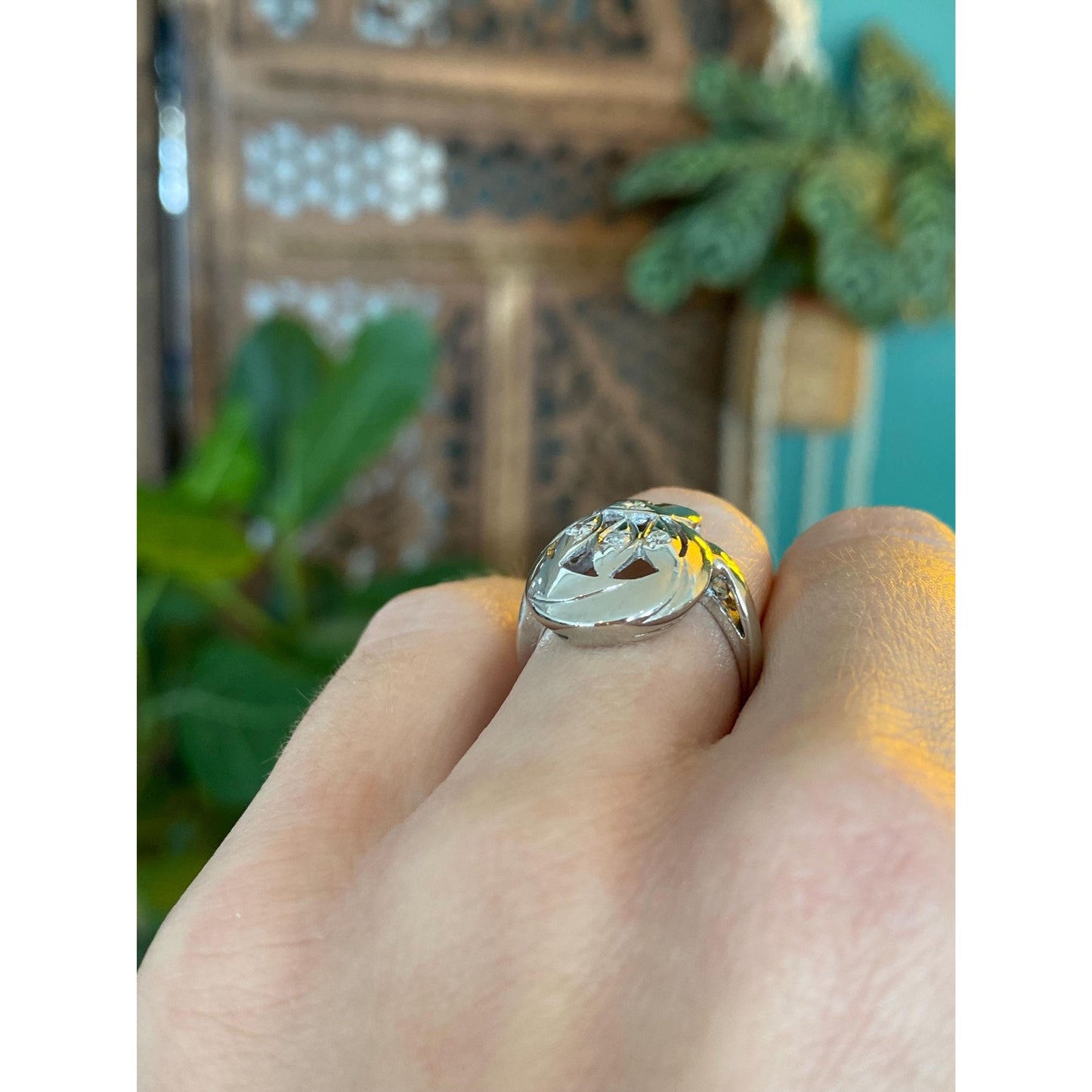 Vintage Solid 14k White Gold Diamond Ring - Size 5.5