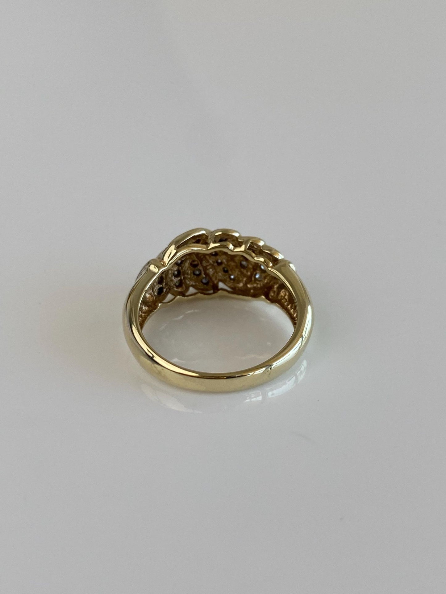 Vintage Solid 10k Yellow Gold Diamond Twist Ring - Size 6.75
