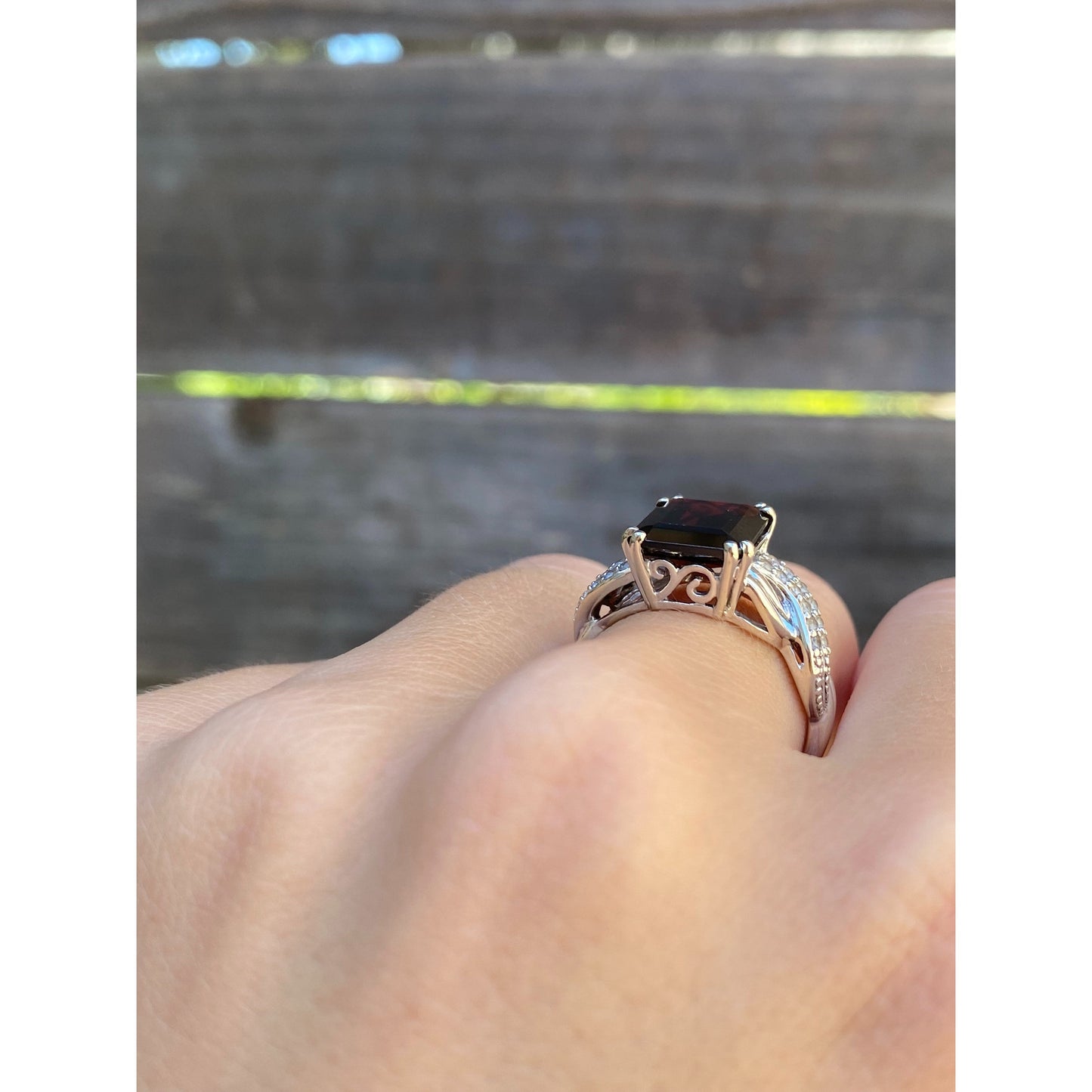 Vintage Solid 10k White Gold Garnet Clear Spinel Ring - Size 7