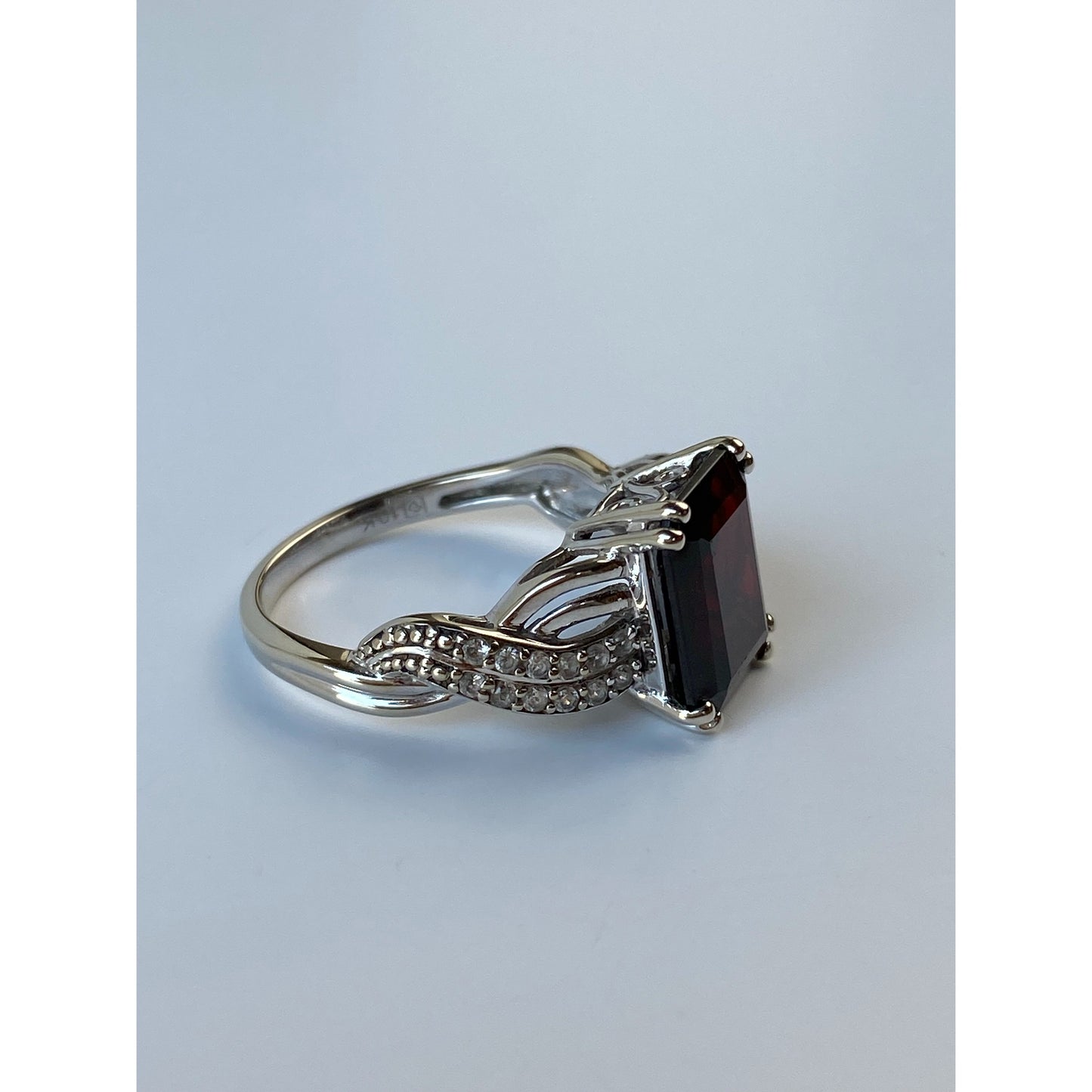 Vintage Solid 10k White Gold Garnet Clear Spinel Ring - Size 7