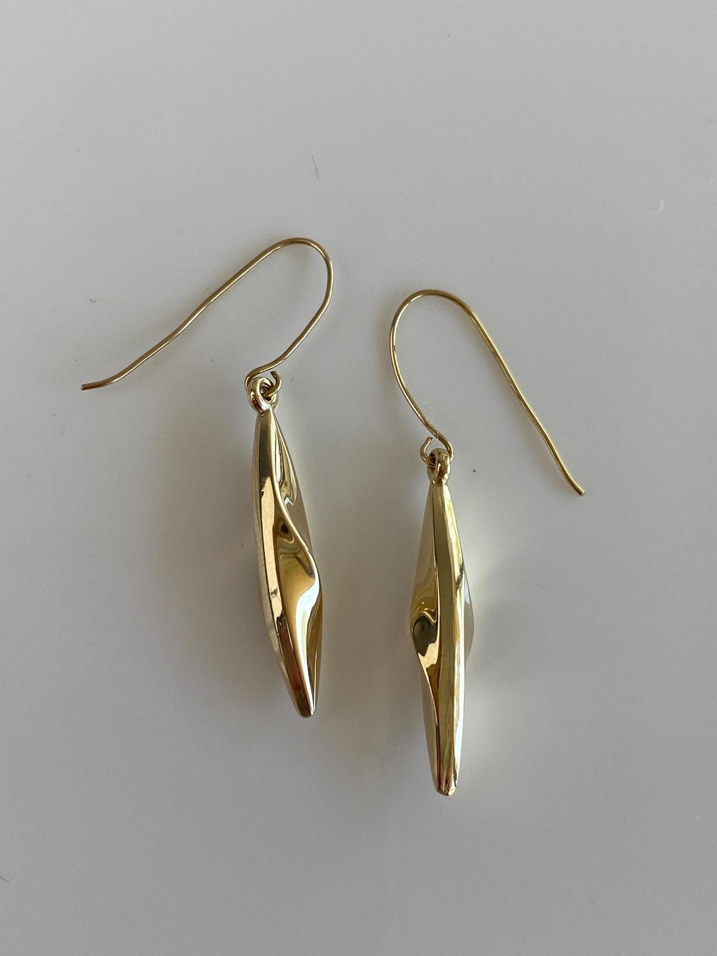 Vintage 14k Yellow Gold Dangle Earrings