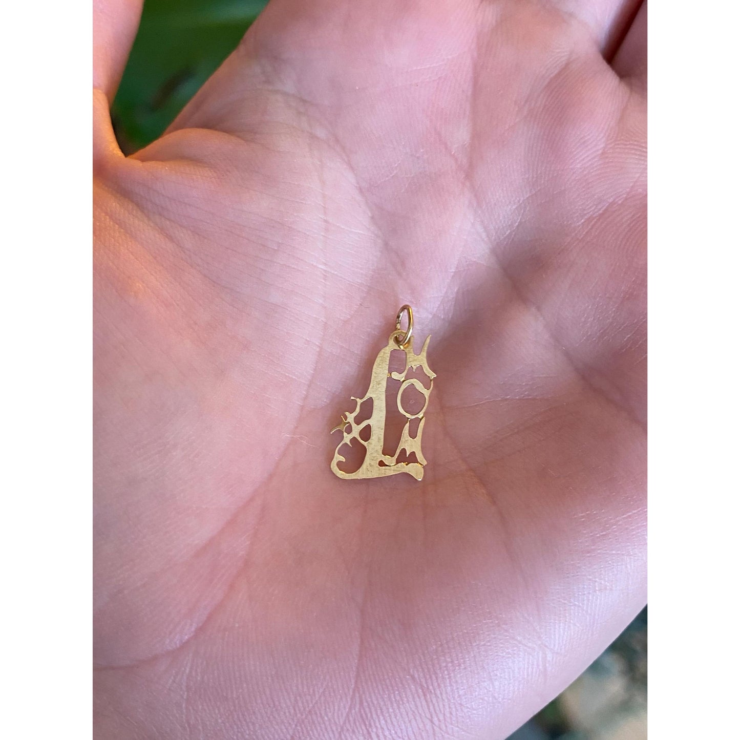 Vintage Solid 14k Yellow Gold #1 Mom Charm