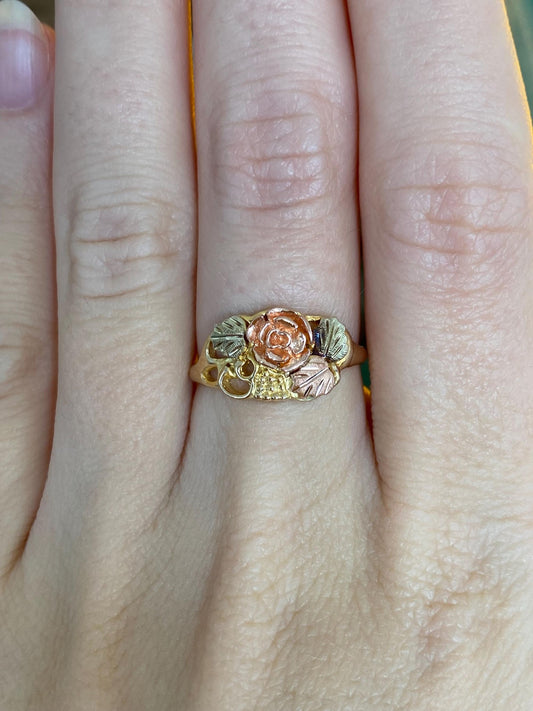Solid 10k Black Hills Gold Flower Ring - Size 6.5