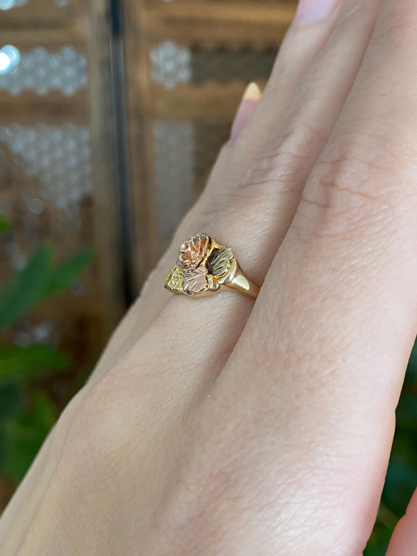 Solid 10k Black Hills Gold Flower Ring - Size 6.5