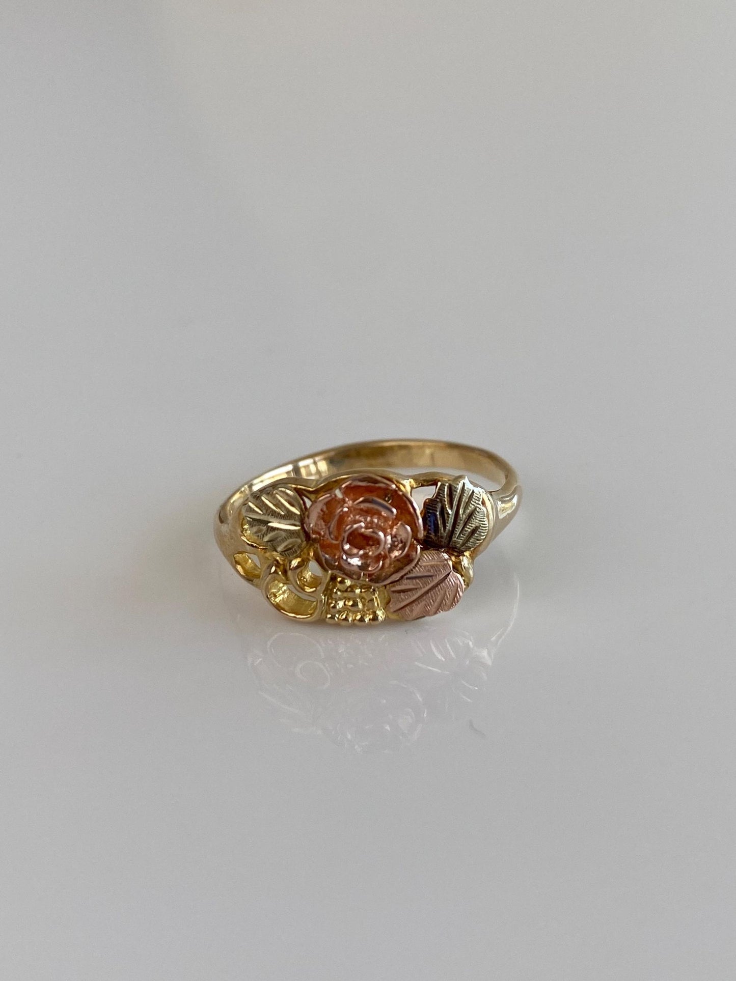Solid 10k Black Hills Gold Flower Ring - Size 6.5