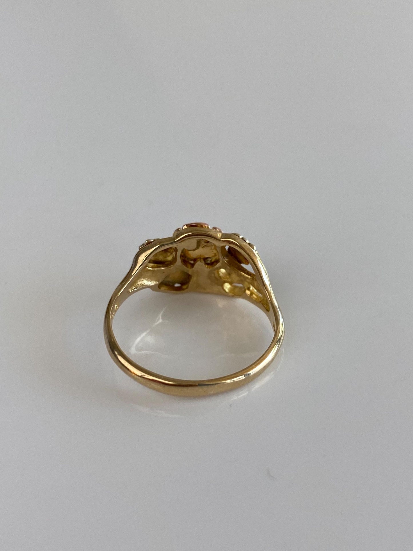 Solid 10k Black Hills Gold Flower Ring - Size 6.5