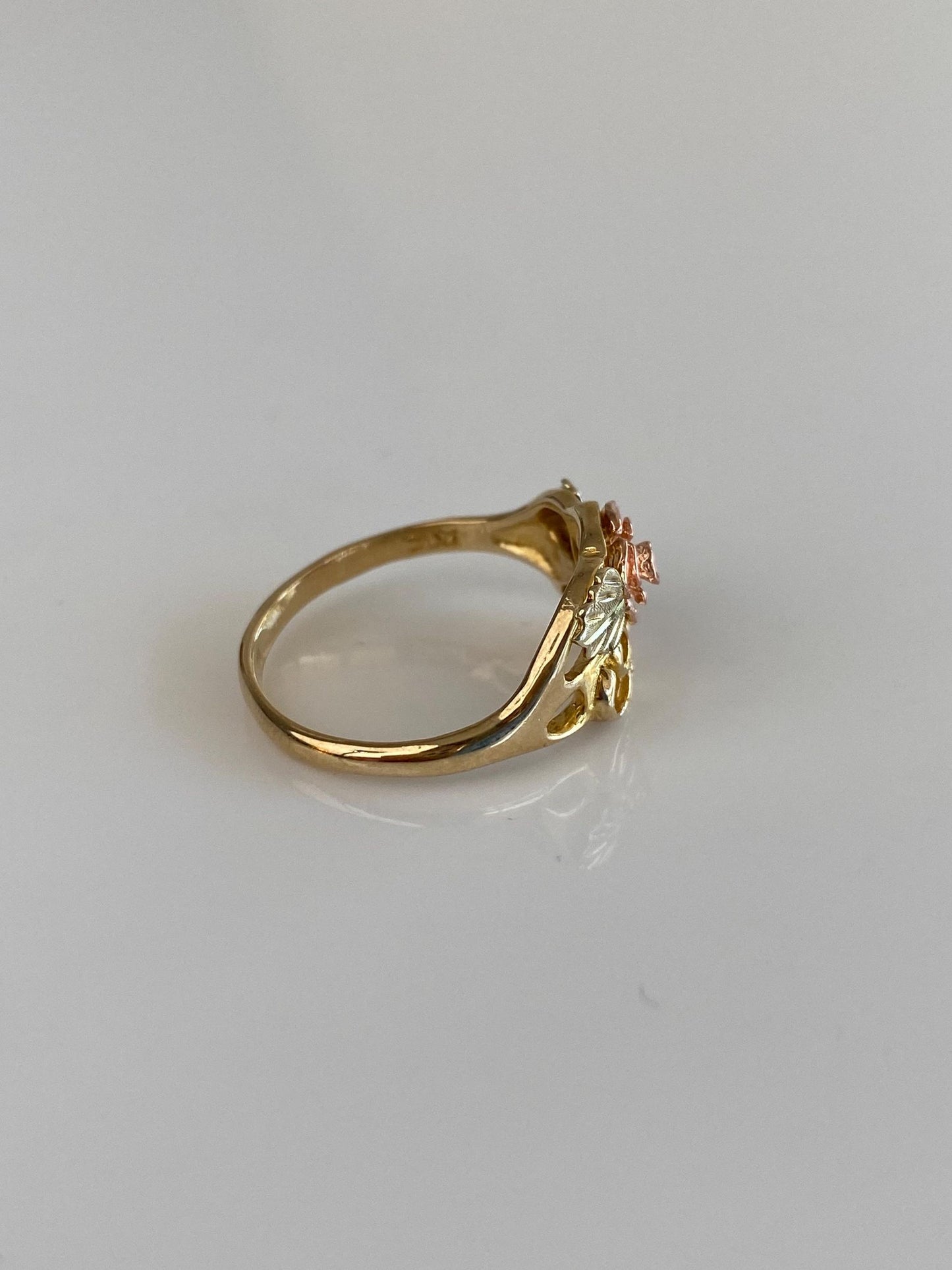 Solid 10k Black Hills Gold Flower Ring - Size 6.5