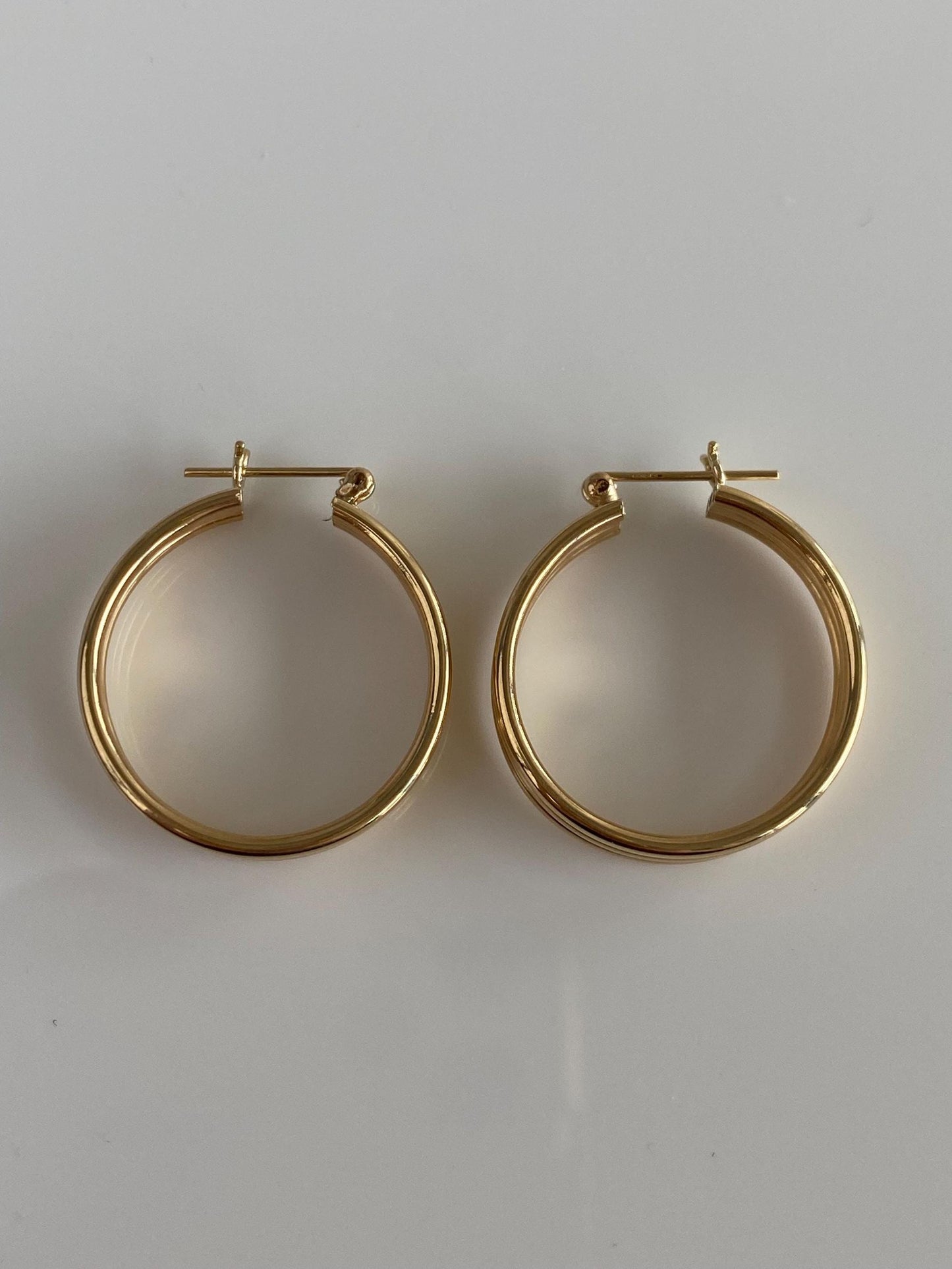 Vintage 14k Yellow Gold Lined Hoop Earrings