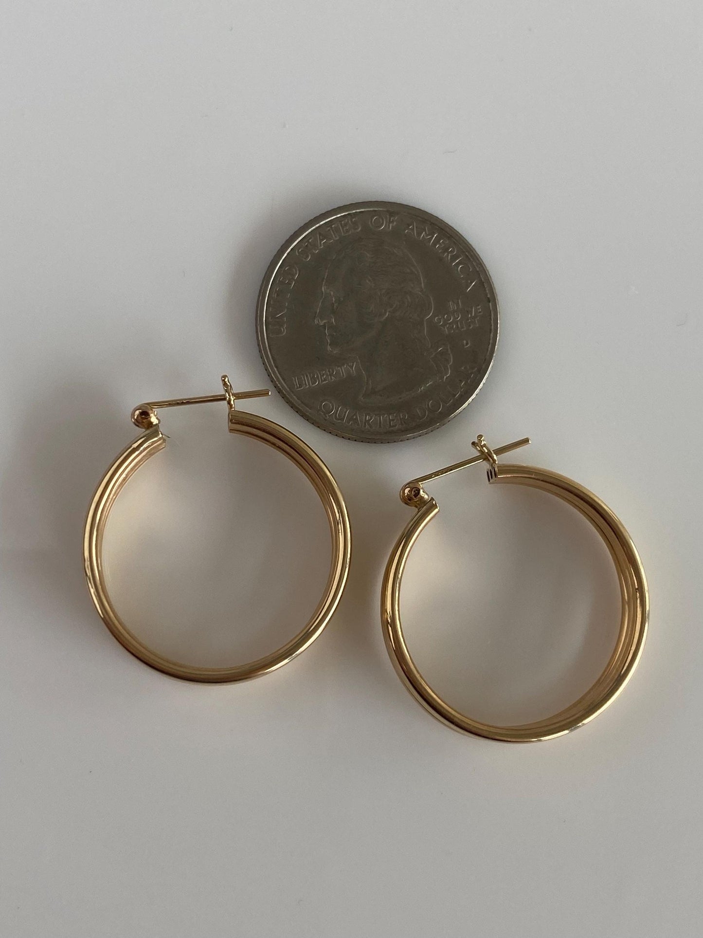 Vintage 14k Yellow Gold Lined Hoop Earrings