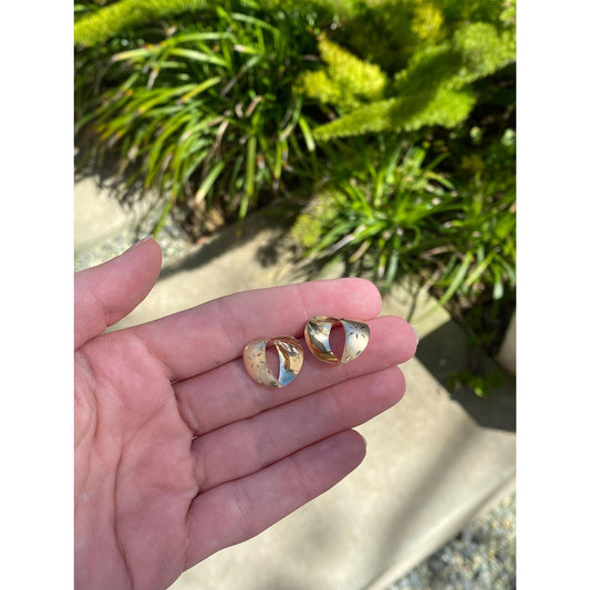 Solid 14k Yellow Gold Diamond Cut Stud Earrings