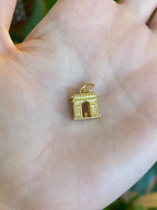Vintage Solid 18k Yellow Gold Paris Arc de Triomphe Charm