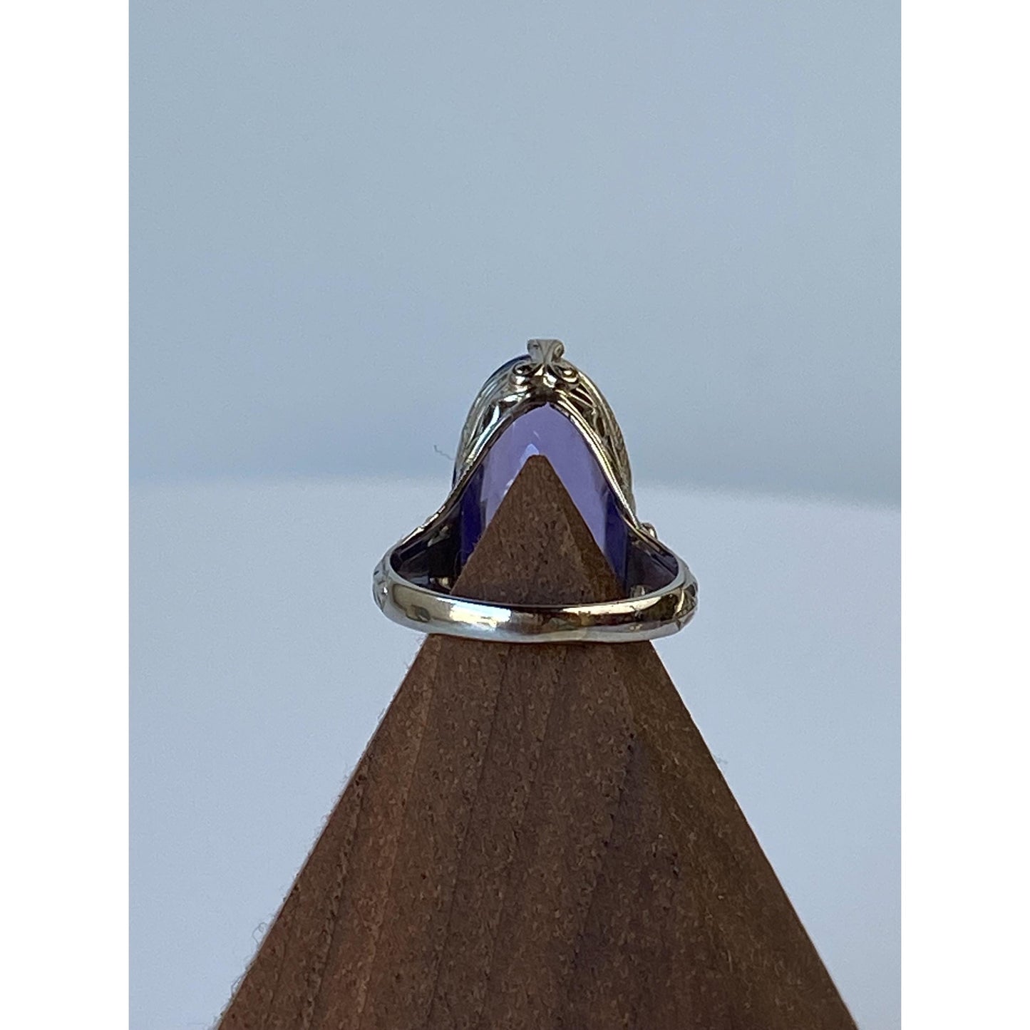 Solid 10k White Gold Purple Cubic Zirconia Ring - Size 2.25