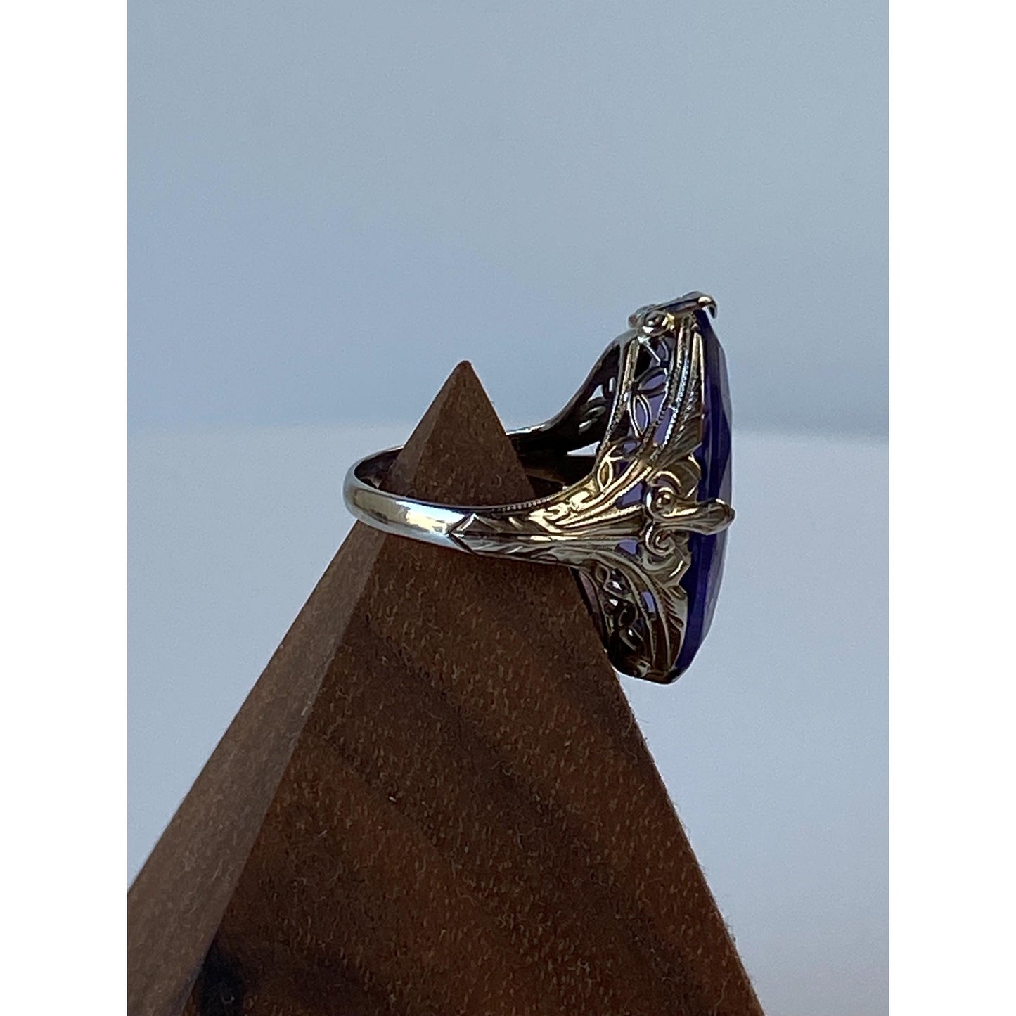 Solid 10k White Gold Purple Cubic Zirconia Ring - Size 2.25