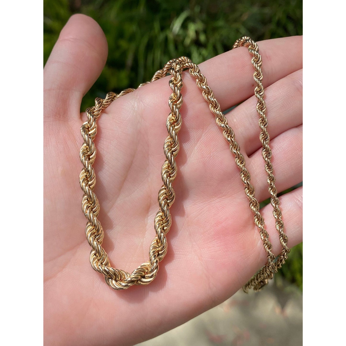 Vintage Solid 14k Yellow Gold Graduated Rope Chain Necklace - 18.5 inches