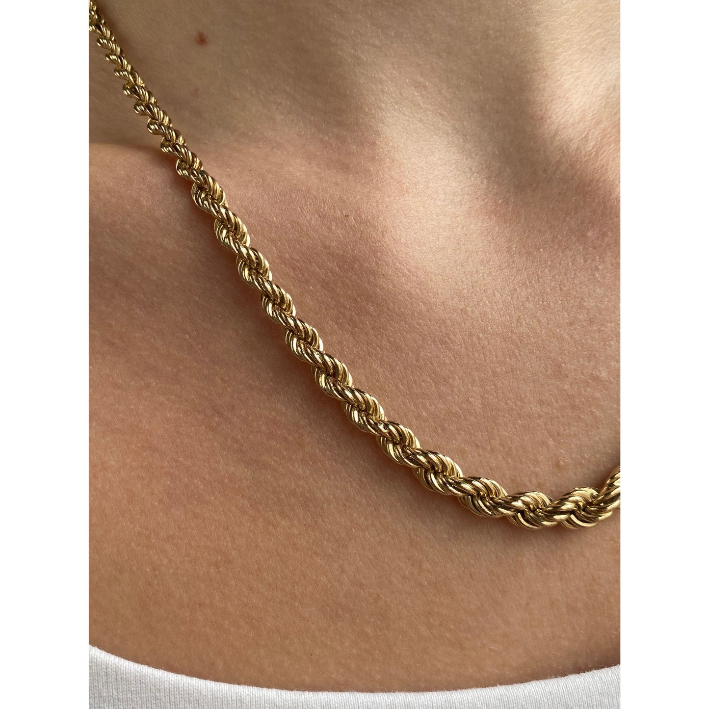 Vintage Solid 14k Yellow Gold Graduated Rope Chain Necklace - 18.5 inches
