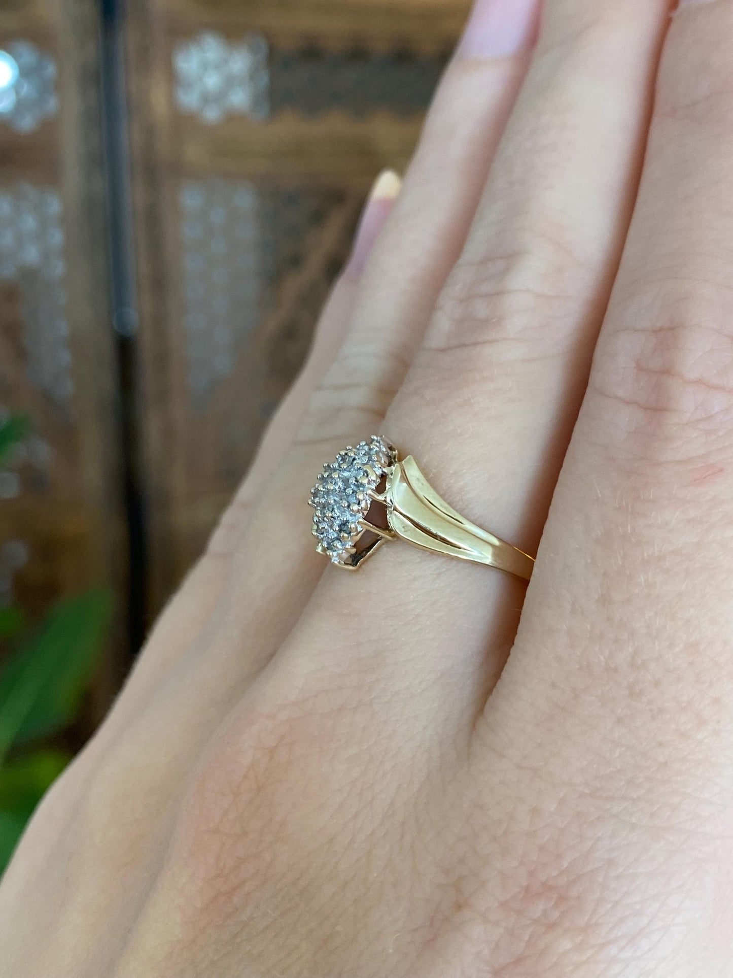 Vintage Solid 10k Yellow Gold Diamond Cluster Ring - Size 7