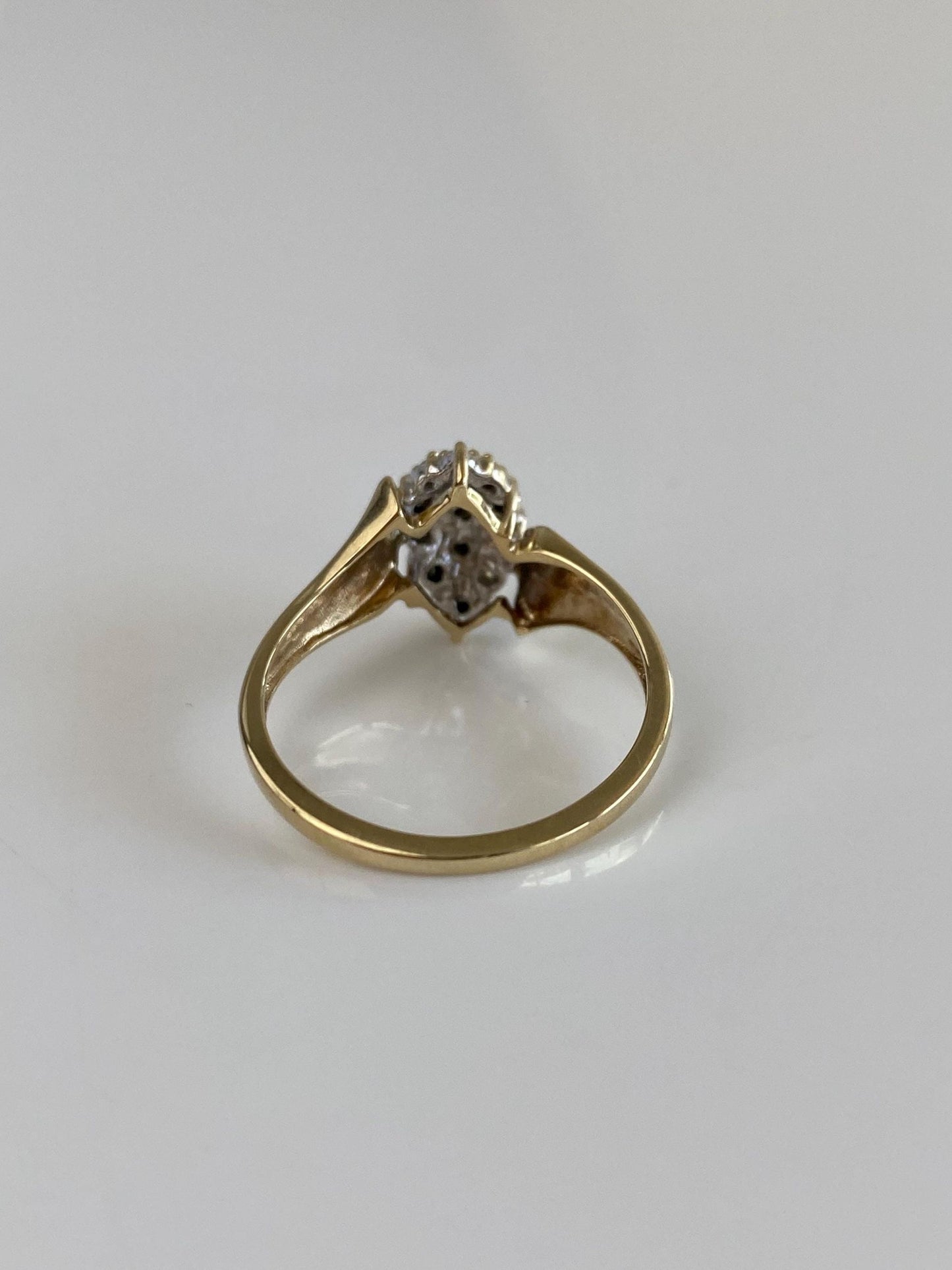 Vintage Solid 10k Yellow Gold Diamond Cluster Ring - Size 7