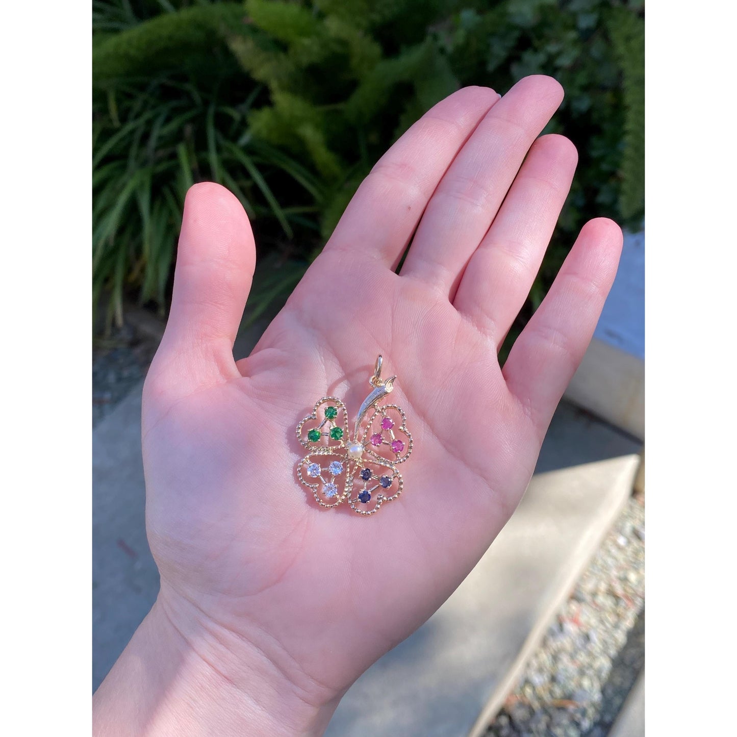 Vintage Solid 14k Yellow Gold Clear Pink & Blue Sapphire Green Cubic Zirconia Pearl Clover Charm
