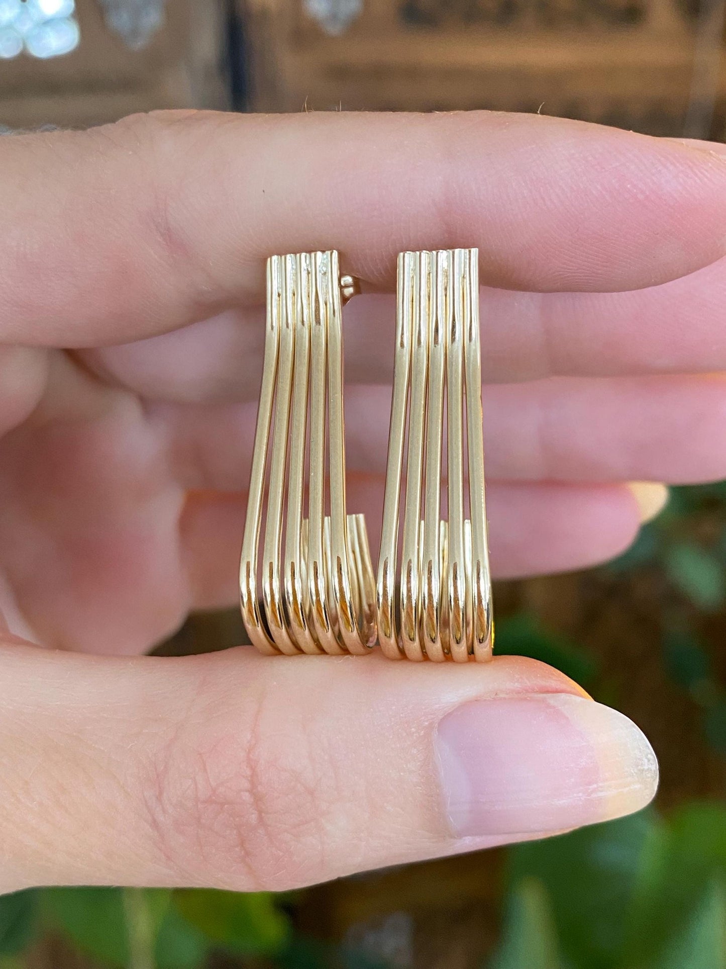 Vintage 14k Yellow Gold Layered Lined Drop Earrings