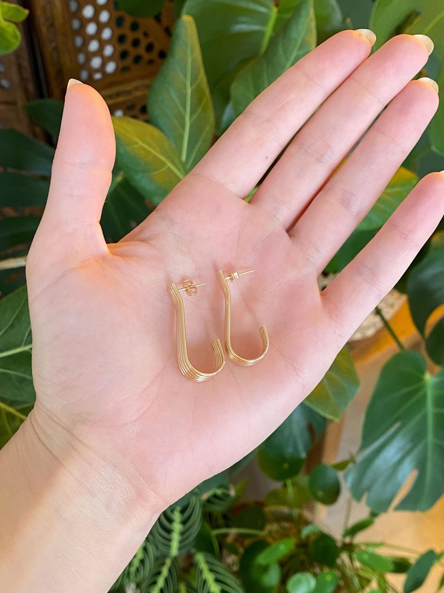 Vintage 14k Yellow Gold Layered Lined Drop Earrings