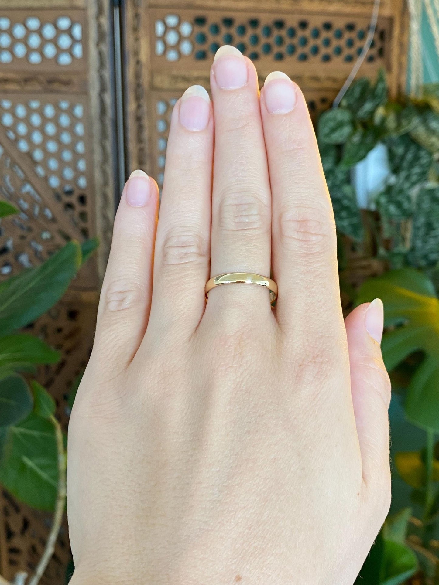 Vintage Solid 14k Yellow Gold Ring Band - Size 9.25