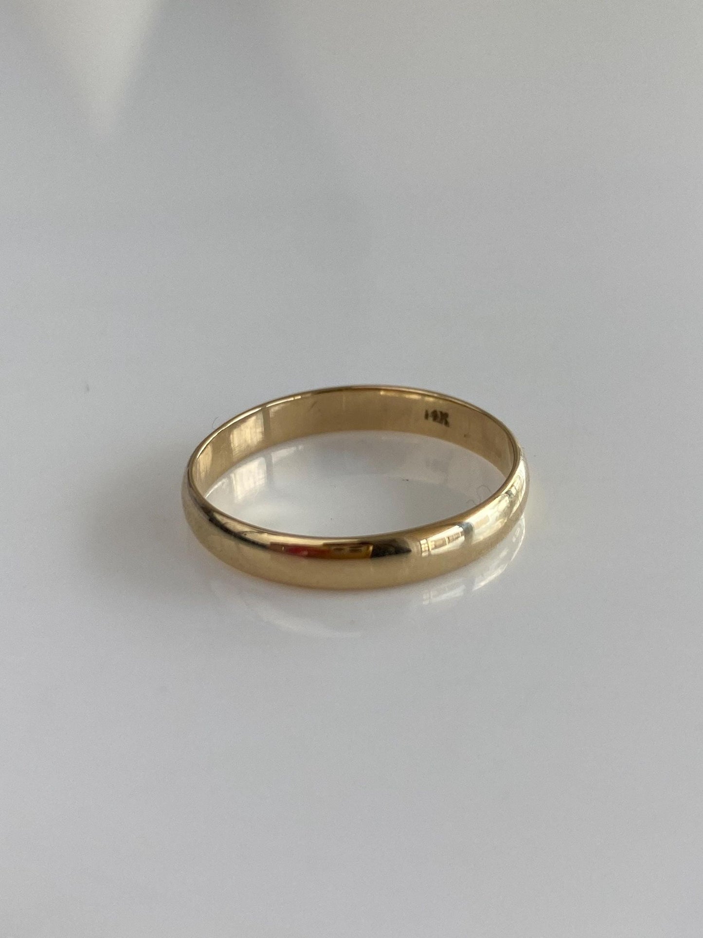 Vintage Solid 14k Yellow Gold Ring Band - Size 9.25