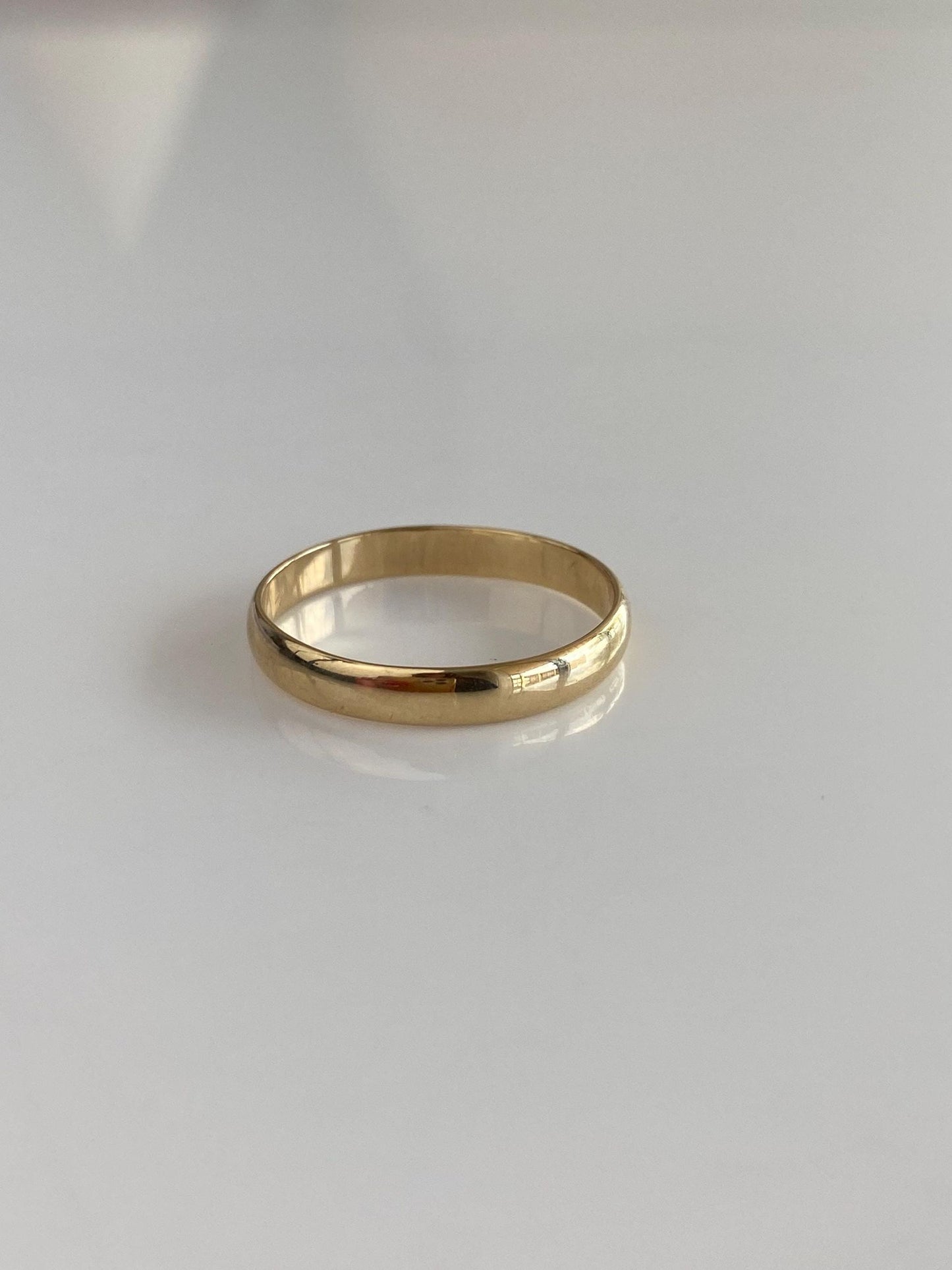 Vintage Solid 14k Yellow Gold Ring Band - Size 9.25