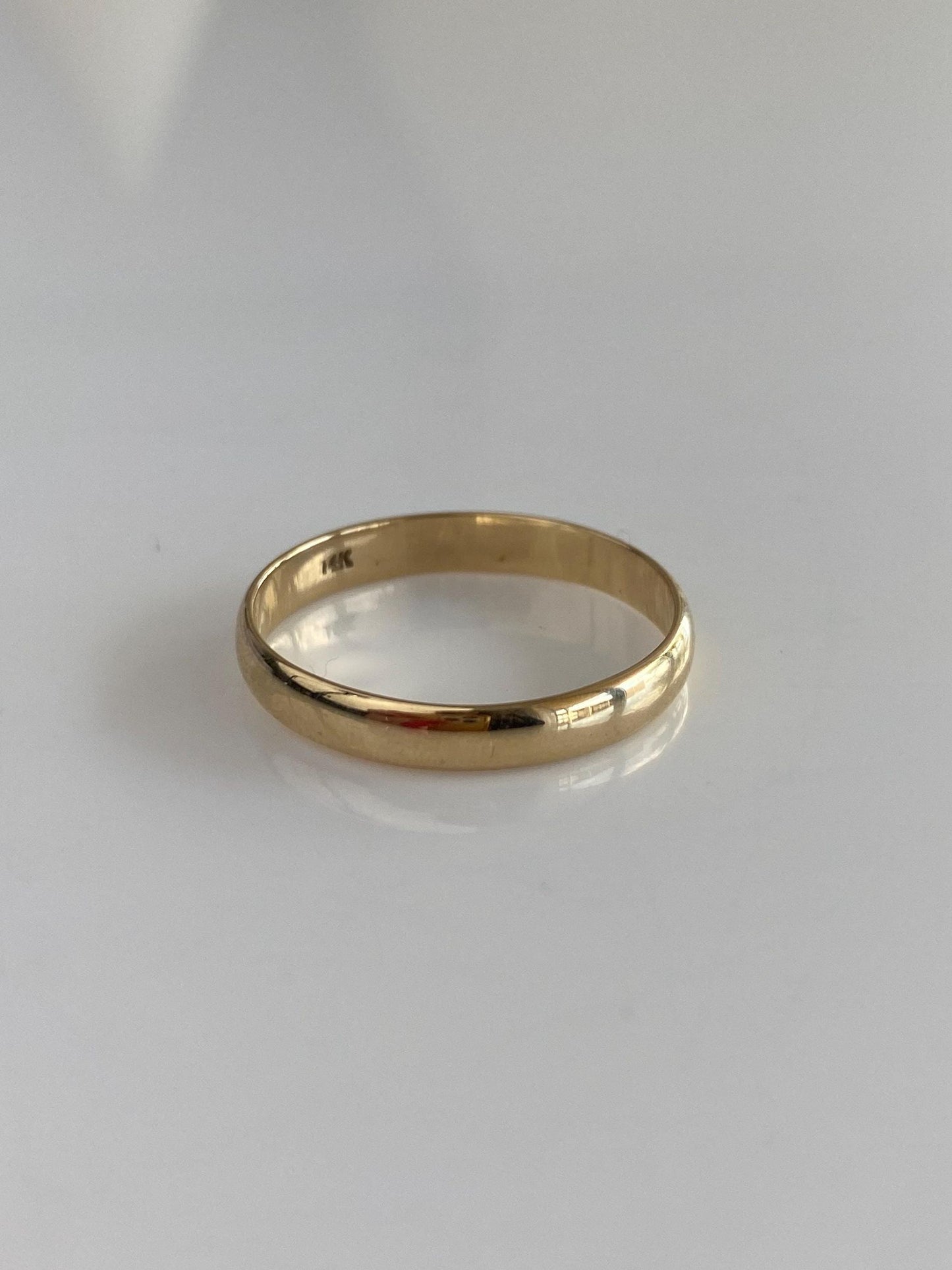 Vintage Solid 14k Yellow Gold Ring Band - Size 9.25