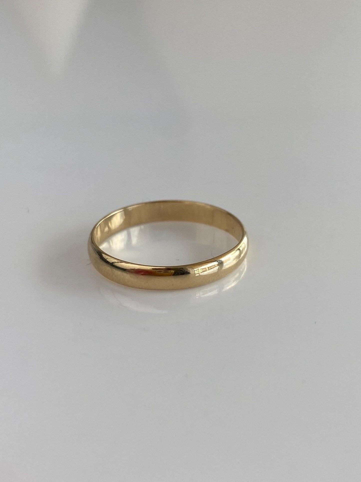 Vintage Solid 14k Yellow Gold Ring Band - Size 9.25