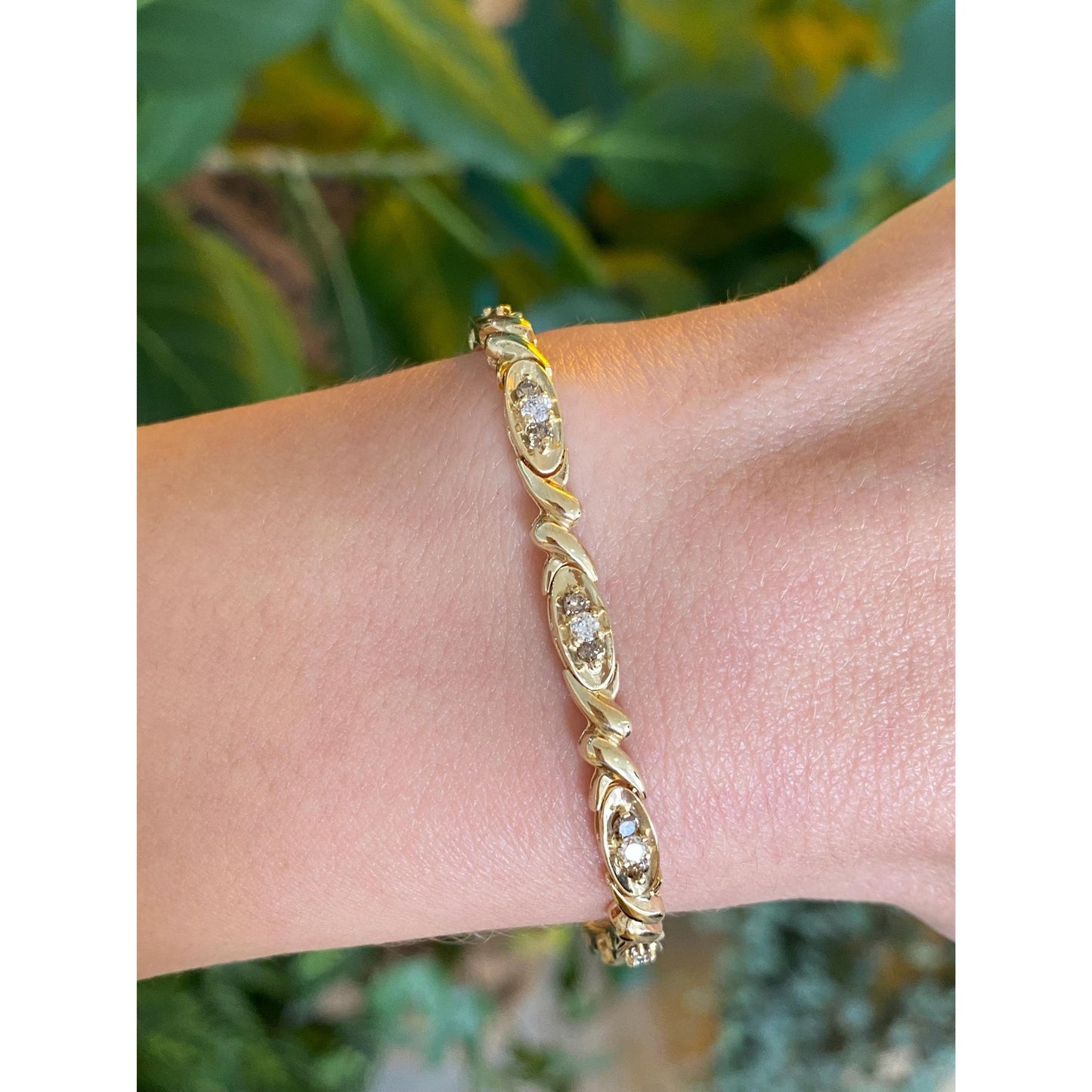 Solid 14k Yellow Gold Clear & Champagne Diamond Line Bracelet - 7 inches