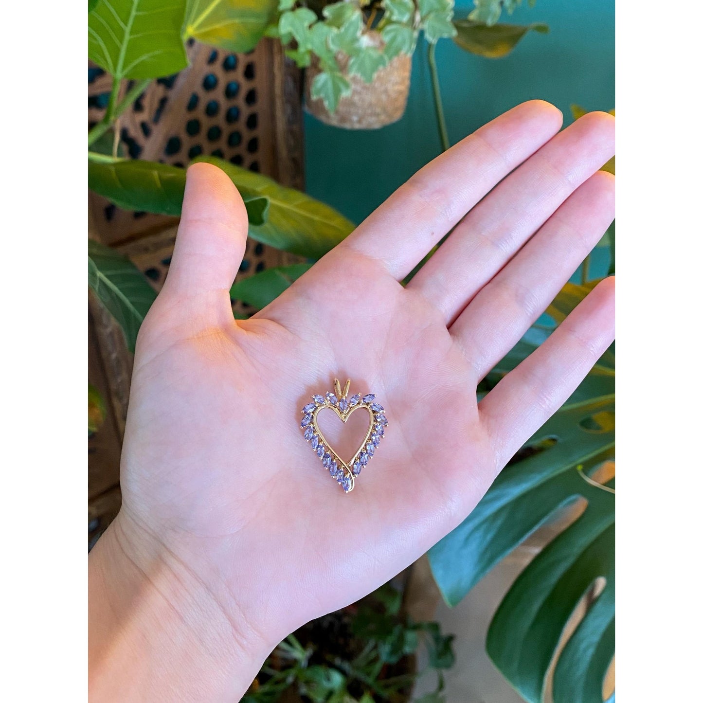 Vintage Solid 10k Yellow Gold Tanzanite Heart Charm