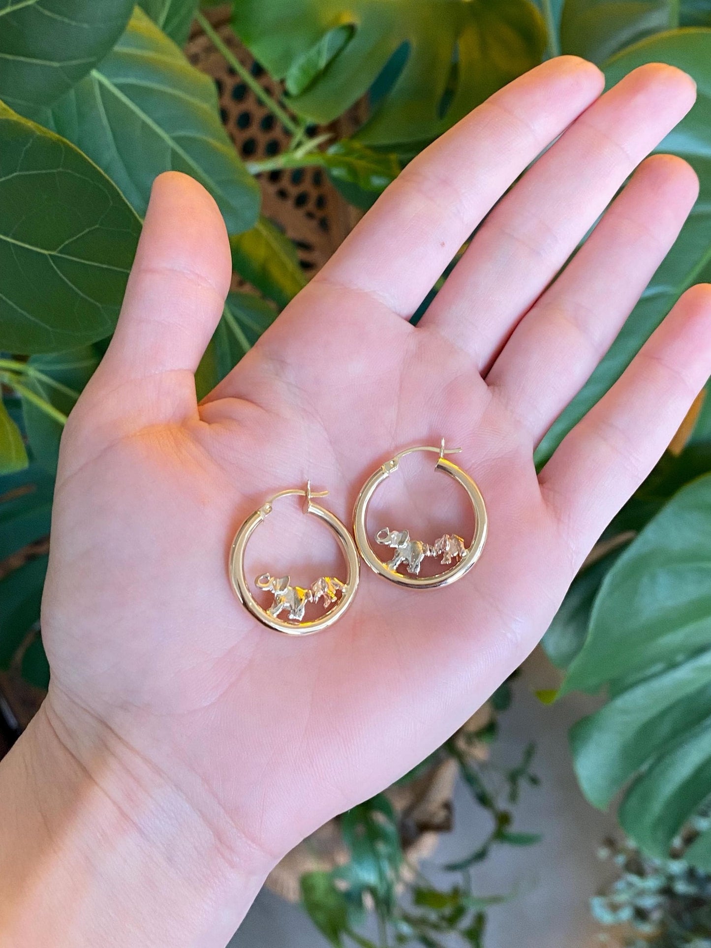 Vintage 14k Tri Tone Gold Elephants Hoop Earrings