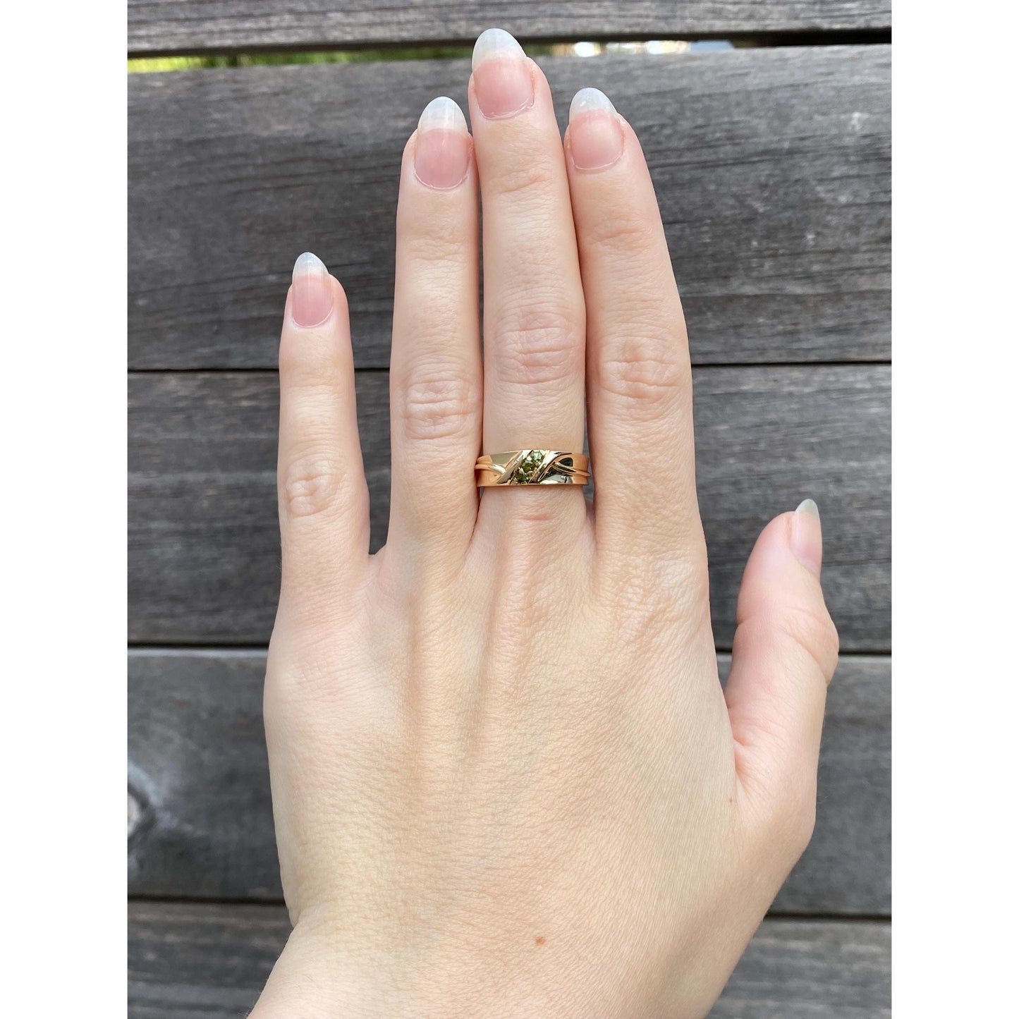Solid 14k Yellow Gold Peridot Ring Band - Size 6.25