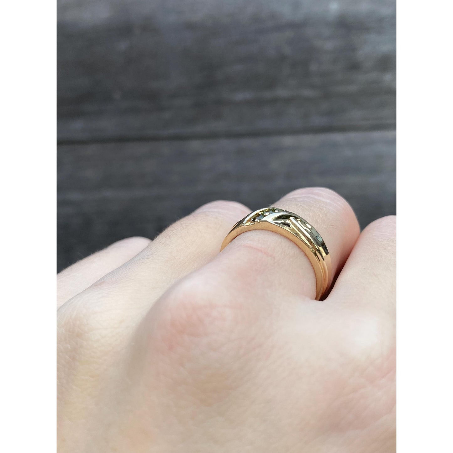 Solid 14k Yellow Gold Peridot Ring Band - Size 6.25