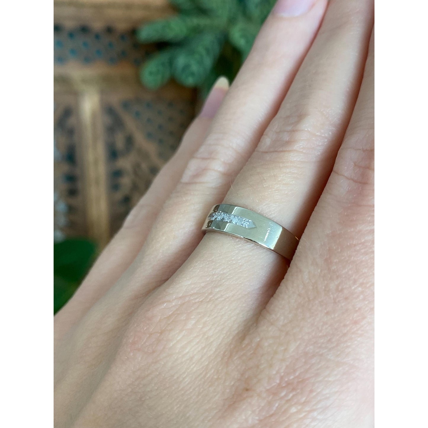 Vintage Solid 14k White Gold Clear Sapphire Ring Band - Size 6.25